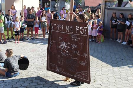 Oratorij Šmartno v Tuhinju 200 pohodnikov na poti (5)